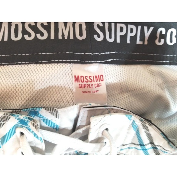 Mossimo Supply Co Lightweight swing Shorts Men's Size 36 white, blue gray. - Picture 7 of 7